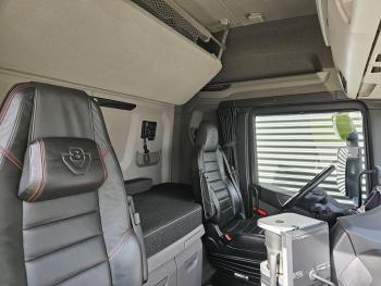 Scania S770 6x4 / FULL AIR / RETARDER